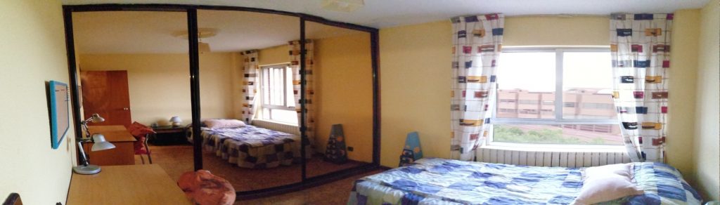 Habitación amarilla